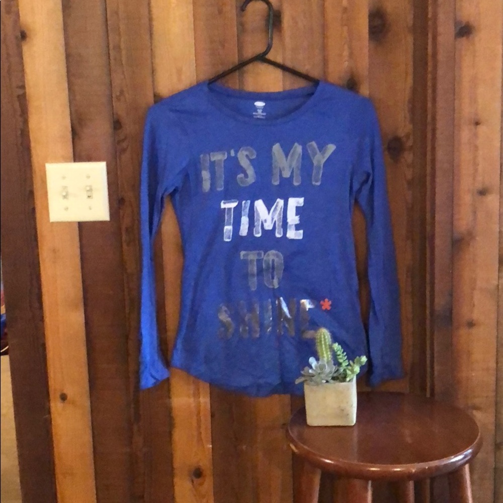 Graphic girls shirt